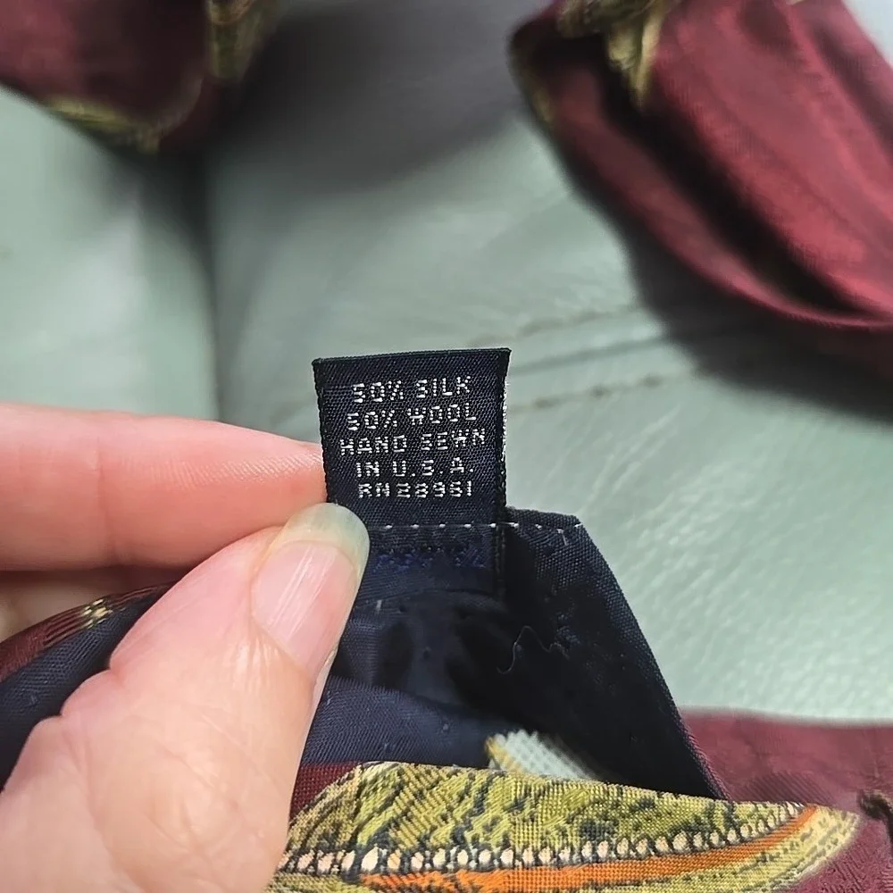 Burberry Silk Wool Blend Tie Maroon & Green Leaf‎ Design Made In USA